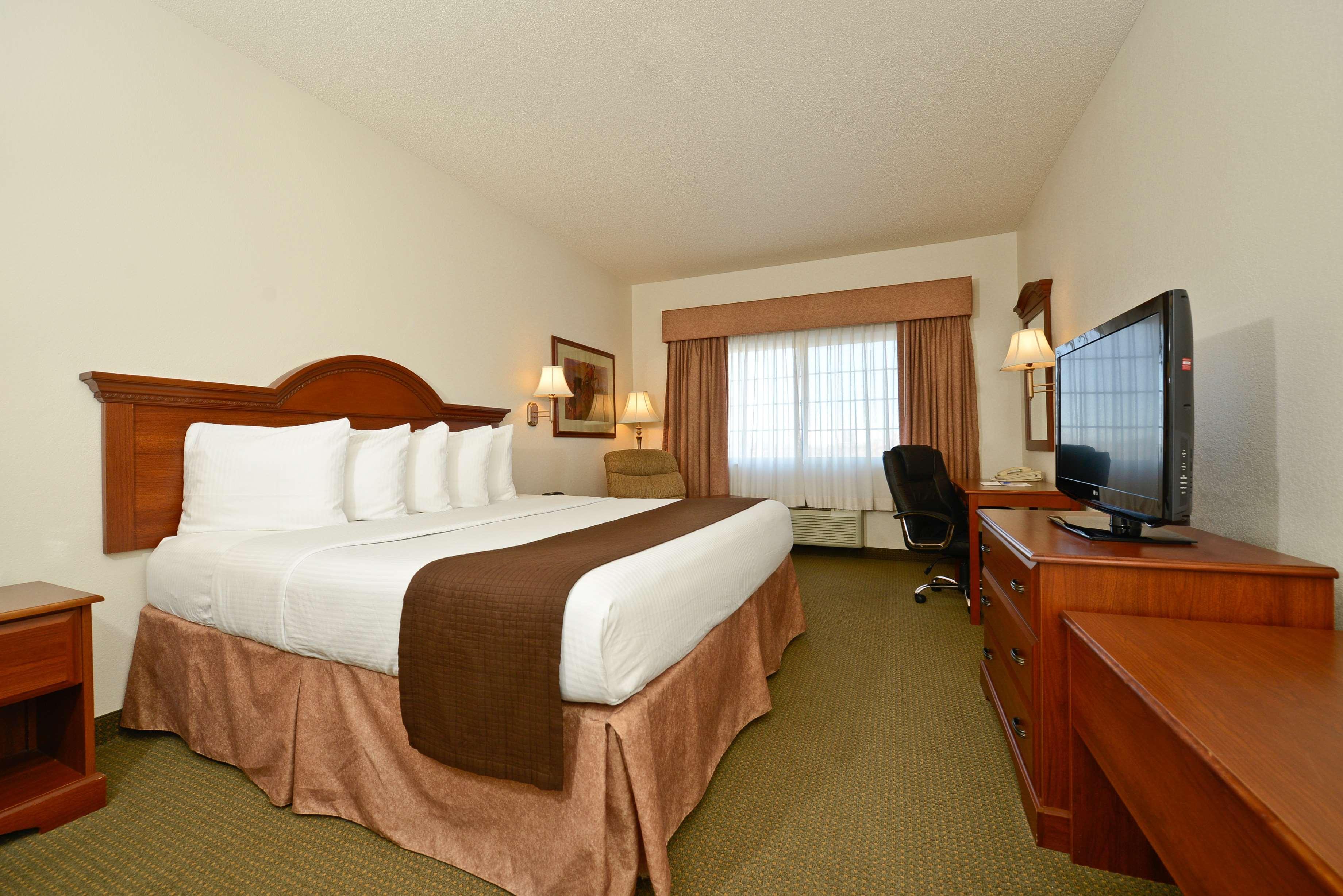 Surestay By Western 3*